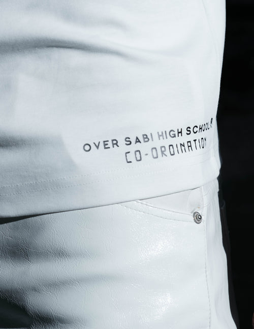 White OSHS co-ordinated T-shirt by OVERSABI HIGH SCHOOL, featuring a comfortable fit and school logo design.